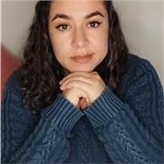 Soy publicista especializada en diseño gráfico, con experiencia dando clases particulares y destacándome en mi área.